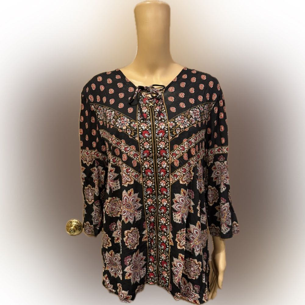 Chico’s Black and Red Exotic Paisley Long Sleeve Top SZ 3